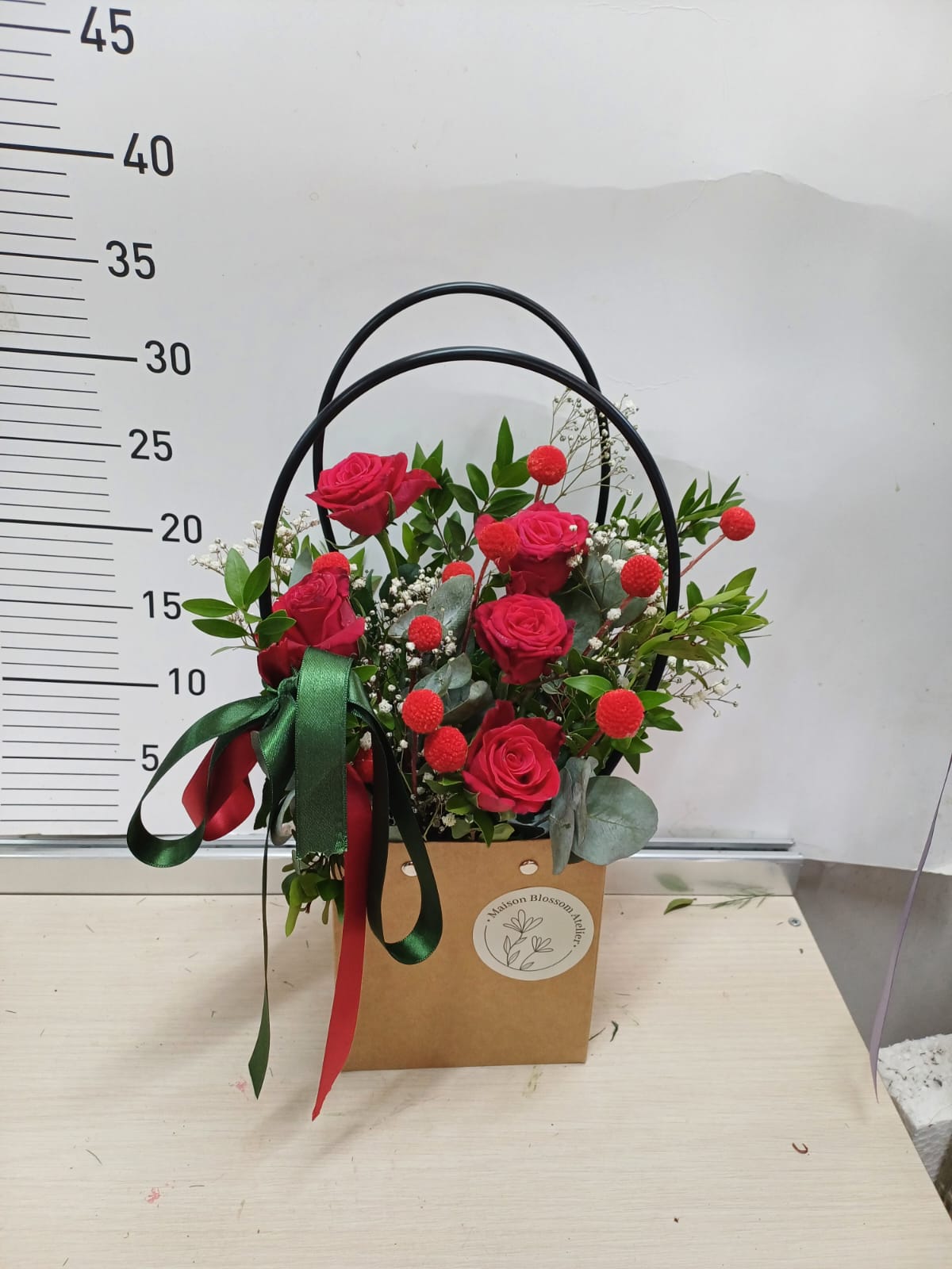  Malatya Çiçek Siparişi - çantada güller